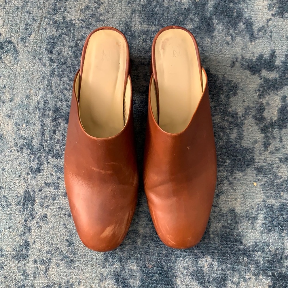 Nisolo Leather Mules